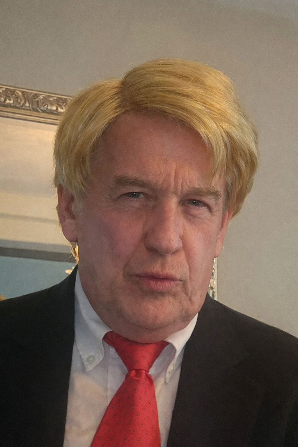 Headshot of Buck Needsmoore, Financial Reporter
